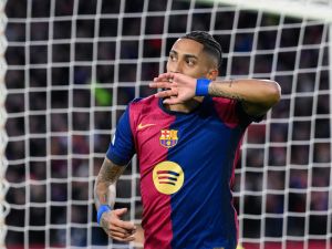 Raphinha vs. Argentina Stars: A Heated Rivalry Rekindled in Copa Semi-Final