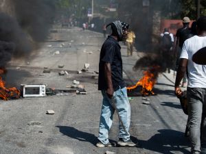 Mass prison break in Haiti as armed Gangs overrun Mirebalais