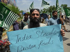 Pakistan 