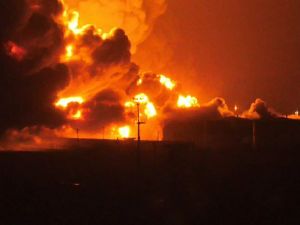 Israel strikes Hodeida port after Houthi missile hits Ben Gurion airport