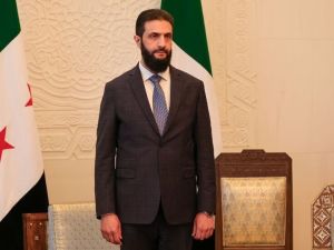 الشرع يزور فرنسا غداً في أول زيارة أوروبية له