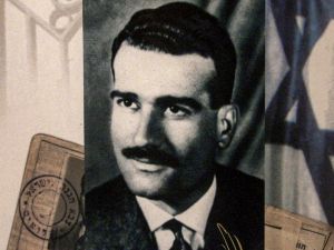 Mossad secretly recovers Eli Cohen’s archive from Damascus