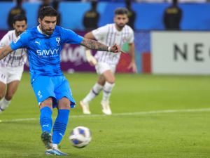 نيفيز يدعو برونو فيرنانديز للالتحاق به في الهلال