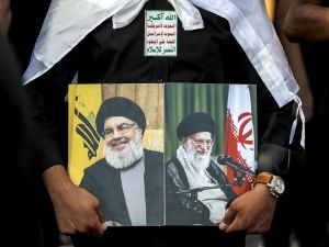 12 bunker-busting bombs — and Iran’s Fordow nuclear site still stands.  Despite the U.S. strike, sources say Tehran moved enriched uranium before the attack.  A major intelligence gamble — or a strategic masterstroke by Iran? #Iran #USstrike #Fordow #NuclearCrisis