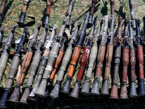 Israel Backs Palestinian Militia in Gaza, Supplies It with Weapons