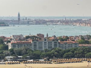 Coima, in Partnership With Eagle Hills, Agrees Deal With Banks to Unlock €200m Restoration of Iconic Venice Hotel