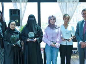WCM-Q concludes 2025 cycle of biomedical research training program