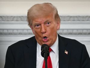  Trump sets 50-day deadline for Ukraine deal, threatens 100% tariffs on Russia