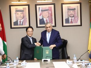 Samsung Electronics Levant Signs MoU with the University of Jordan to Support Technical and Technological Education