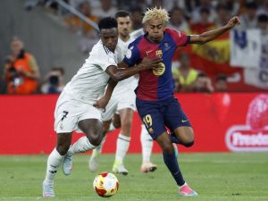 FC Barcelona Unveils Fourth Kit Designed for Clásico Showdowns
