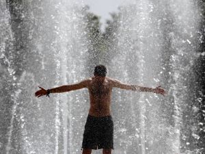 heatwave hits Spain