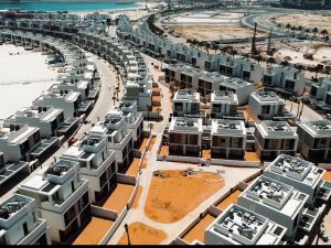مشروع "دانه بيي" يبدأ المرحلة الأولى من تسليم الفلل في جزيرة المرجان برأس الخيمة