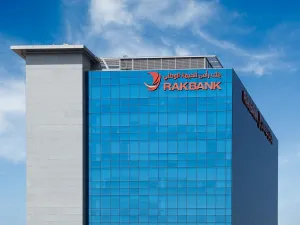 RAKBANK has successfully completed its first Additional Tier 1 (AT1) security issuance, raising USD 300 million