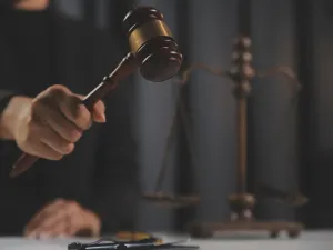 تحقيقات في الأردن مع متسترين على أموال الإخوان