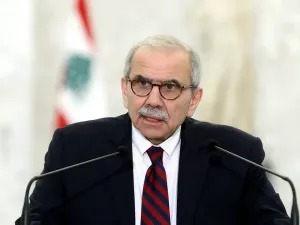 نواف سلام