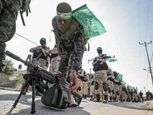 “Our Weapons Stay”: Hamas Rejects Reports of Willingness to Disarm