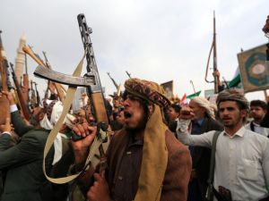 Armed Yemenis