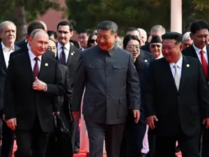 بوتين وشي وكيم