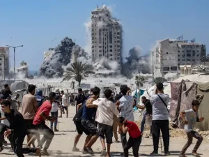 أبراج غزة المدمرة
