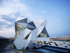 CLYMB™ Yas Island Abu Dhabi To Host First-Ever Top-Rope Climbing Competition This September