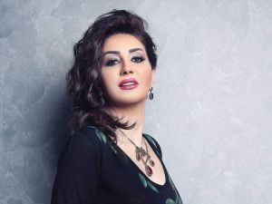 وفاء عامر