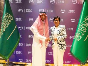 "IBM" تُعلن عن شراكتها مع أمازون ويب سيرفيسز "AWS" لتعزيز الابتكار وتوسيع تبني الحلول السحابية في الشرق الأوسط