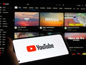 منصة يوتيوب تابعة لـ"غوغل"
