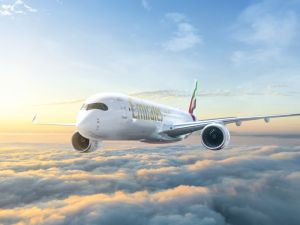 طيران الإمارات تشغّل طائرتها الإيرباص A350 الجديدة إلى هانغتشو