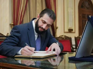 الرئيس السوري أحمد الشرع