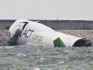 "طيران الإمارات" تعلن أنها طائرة مؤجرة تقوم بتشغيلها شركة الشحن التركية "أكت إيرلاينز"