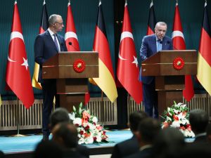 German chancellor meets Erdoğan in Ankara, seeks reset with Turkey