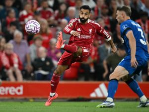 انتقادات تطال صلاح ودفاع ألماني عن فيرتز قبل مواجهة مانشستر يونايتد