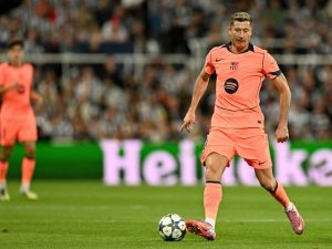 برشلونة يتلقى ضربة قوية.. ليفاندوفسكي خارج الكلاسيكو بسبب الإصابة