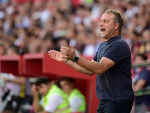 خطة فليك الجديدة: لماذا أصبح الصعود إلى الفريق الأول في برشلونة أكثر صعوبة؟