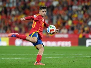 “عبقري لا يتكرر”.. دي لا فوينتي يثني على بيدري بعد عرض مذهل أمام بلغاريا