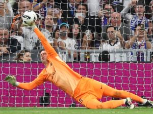 تشيزني يحفر اسمه في تاريخ الكلاسيكو