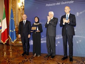 الوحيدة من مصر والعالم العربي: طالبة دكتوراة بالجامعة الأمريكية بالقاهرة تفوز بجائزة إيني العالمية لبحثها الرائد في مجال معالجة المياه المستدامة