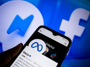 ميتا تغلق تطبيق ماسنجر في 15 ديسمبر