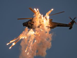 تحطم مروحية أميركية في كاليفورنيا.. لحظات رعب في السماء تحطم مروحية أميركية في كاليفورنيا.. لحظات رعب في السماء