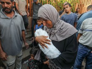 سقوط 5 قتلى بقصف إسرائيلي على حي الشجاعية