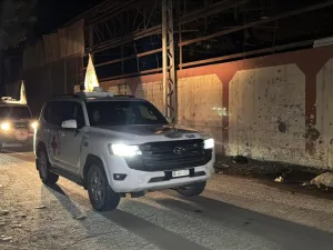 سيارات الصليب الأحمر