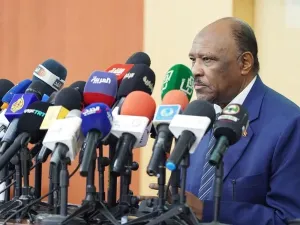 وزير الخارجية السوداني