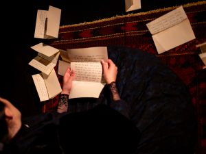 مسرحية "فن التخفيف" في الجامعة الأميركية في بيروت تروي قصة الرائدة في مجال الطب الليدي ماري وورتلي مونتاغيو