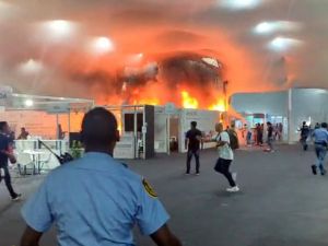 Fire halts COP30 proceedings in Brazil, forcing mass evacuation 