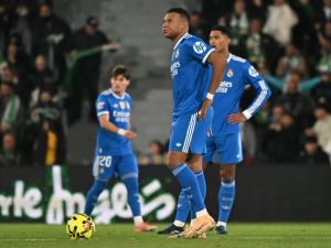 تحليل قاسٍ من كانيزاريس لأداء ريال مدريد أمام إلتشي