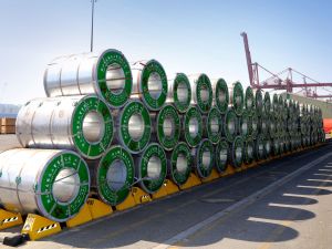 ميناء جبل علي يُسجّل رقمًا قياسيًا في الشحنات السائبة بلغ 630 ألف طن خلال أكتوبر