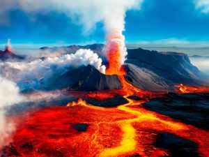 بركان كيلاويا يثور بنوافير حمم تصل إلى 1500 قدم