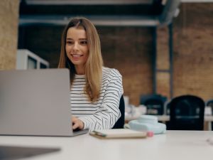 حظك اليوم الأحد 4 يناير/ كانون الثاني 2026