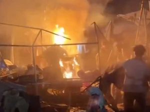 قصف خيام نازحين