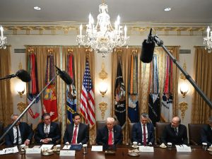 Trump calls Rep. Ilhan Omar ‘garbage,’ attacks Somali community in latest racist remarks